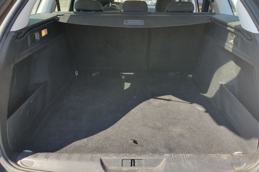 Peugeot 308 SW Peugeot 308 sw 1,5 HDI/2018/GPS/Radar/Écran tactile/Garantie et révisé/Réservation&Livraison Possible