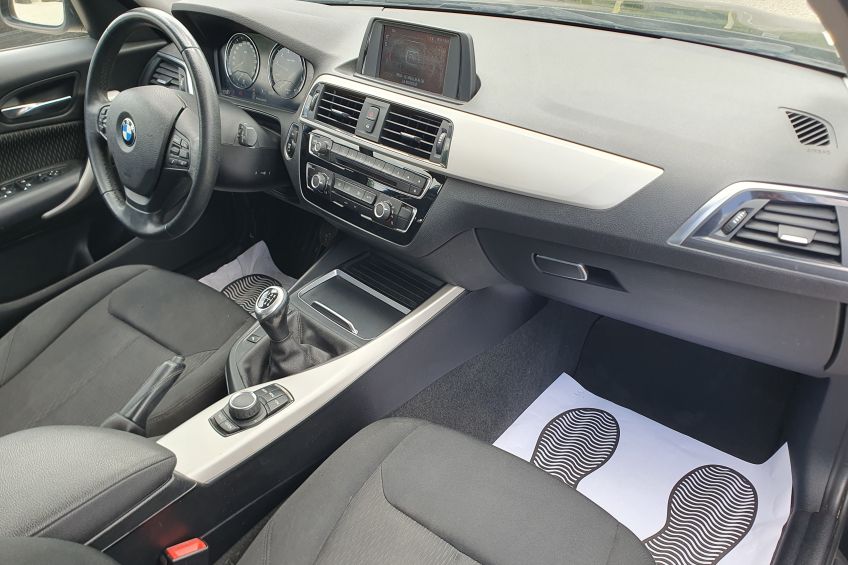 BMW Serie 116i Bmw serie 1 116i /99000kms/2018/Gps/radar/bluetooth/Garantie et révisé/Réservation&Livraison Possible