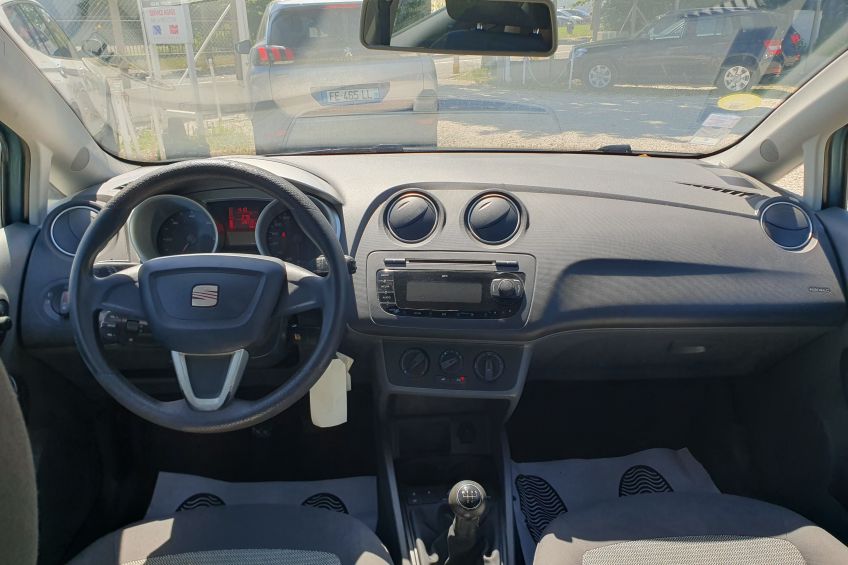 Seat Ibiza  Seat Ibiza 1,6 TDI/128000kms/Régulateur/Clim/Distribution neuve/Garantie/Réservation&Livraison Possible