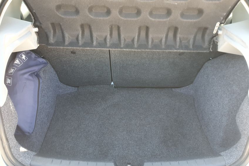 Seat Ibiza  Seat Ibiza 1,6 TDI/128000kms/Régulateur/Clim/Distribution neuve/Garantie/Réservation&Livraison Possible