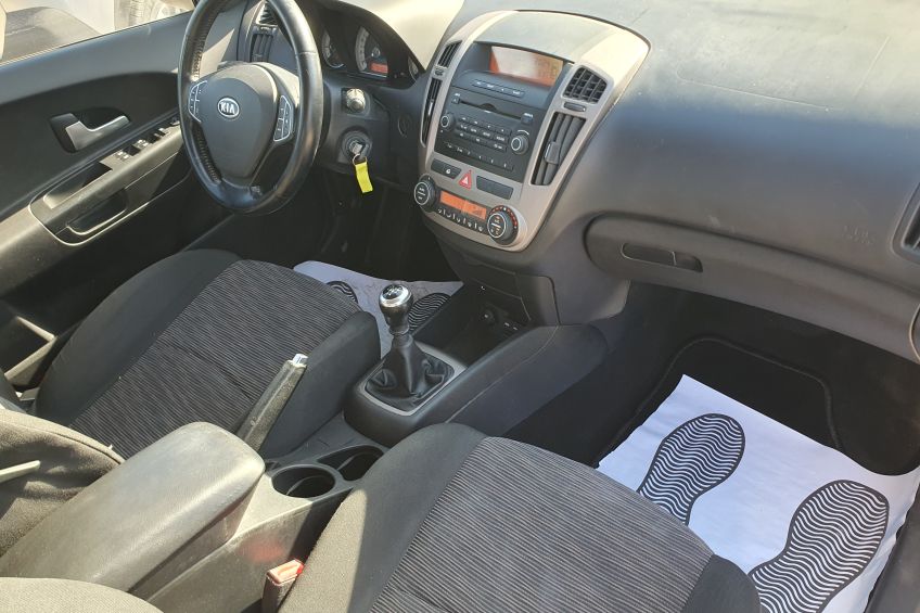 Kia Ceed Kia Ceed 1,6 CVVT/72000kms/Radar/Clim/Garantie et révisé/Réservation&Livraison Possible