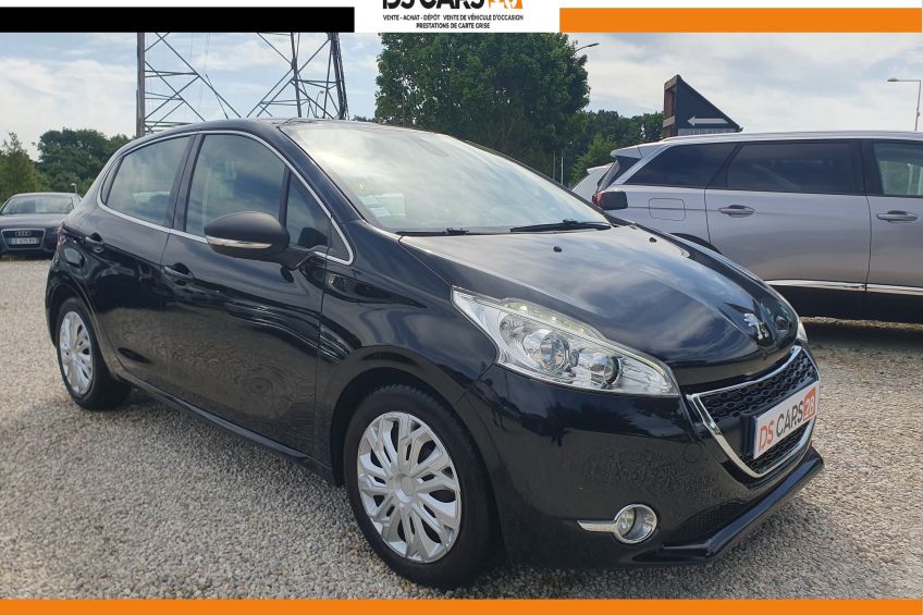Peugeot 208 Peugeot 208 1,6 HDI/Allure/114000kms/Distribution neuve/Gps//garantie et révisé/Réservation&LivraisonPossible