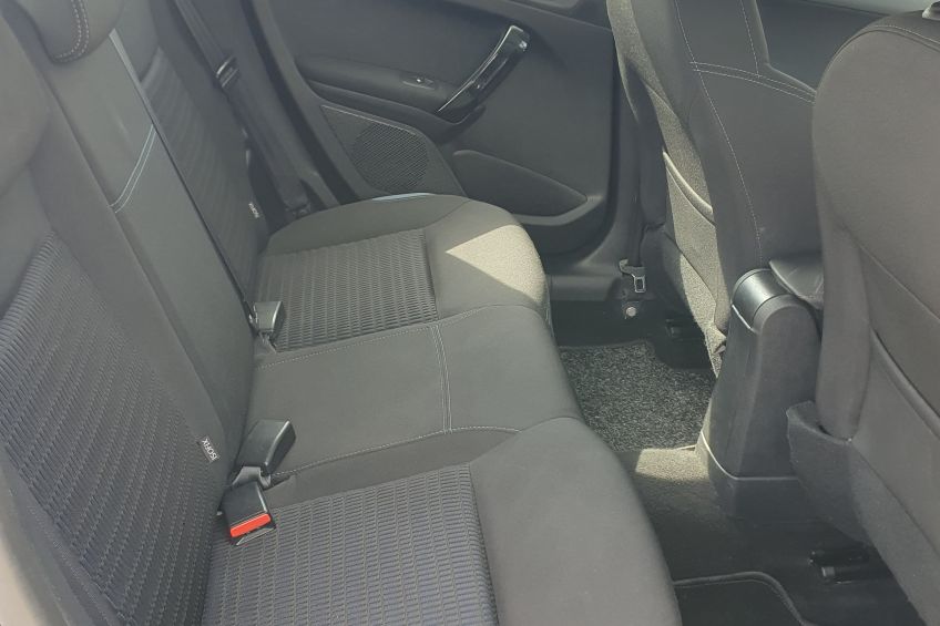 Peugeot 208 Peugeot 208 1,6 HDI/Allure/114000kms/Distribution neuve/Gps//garantie et révisé/Réservation&LivraisonPossible