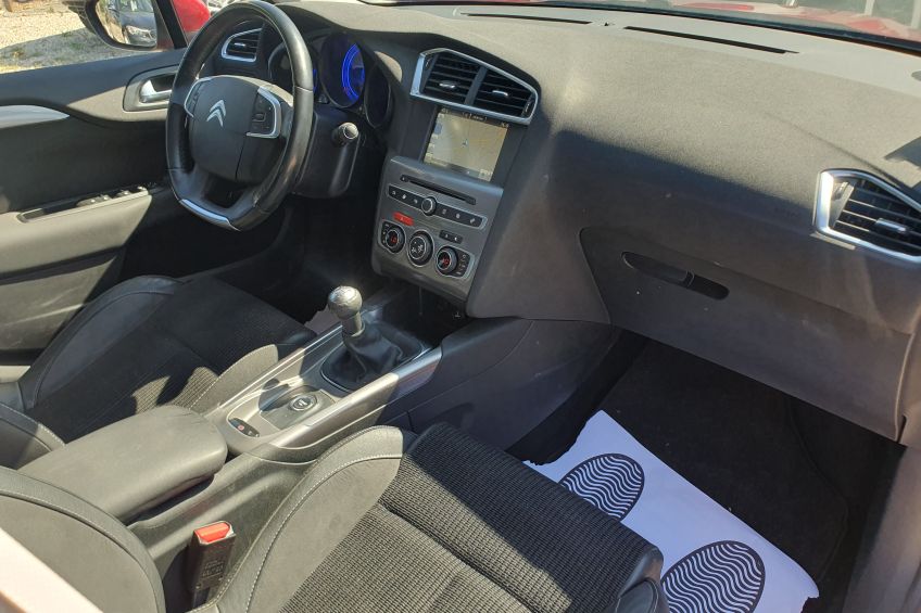 Citroën C4 Citroën C4 1,6 HDI/2016/Gps/Bluetooth/Radar/Distribution neuve/Garantie/Réservation&Livraison Possible