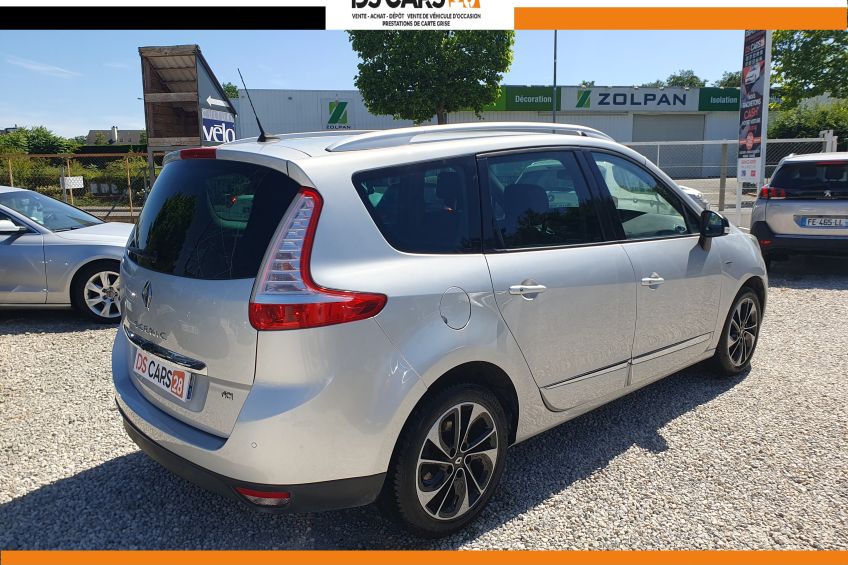 Renault Grand Scenic  3 Renault Scenic 1,6 DCI/7places/Caméra/Gps/Bluetooth/Bose/Garantie et révisé/Réservation&Livraison Possible