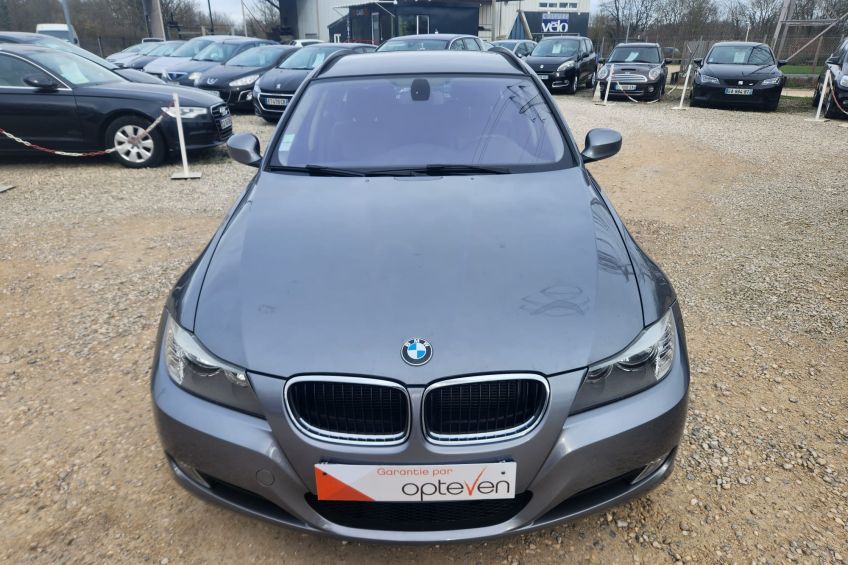BMW 318D break Bmw 318D Touring Pack luxe/GPS/CUIR/Moteur à chaîne/Garantie/Réservation&Livraison Possible