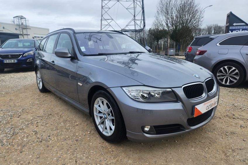 BMW 318D break Bmw 318D Touring Pack luxe/GPS/CUIR/Moteur à chaîne/Garantie/Réservation&Livraison Possible