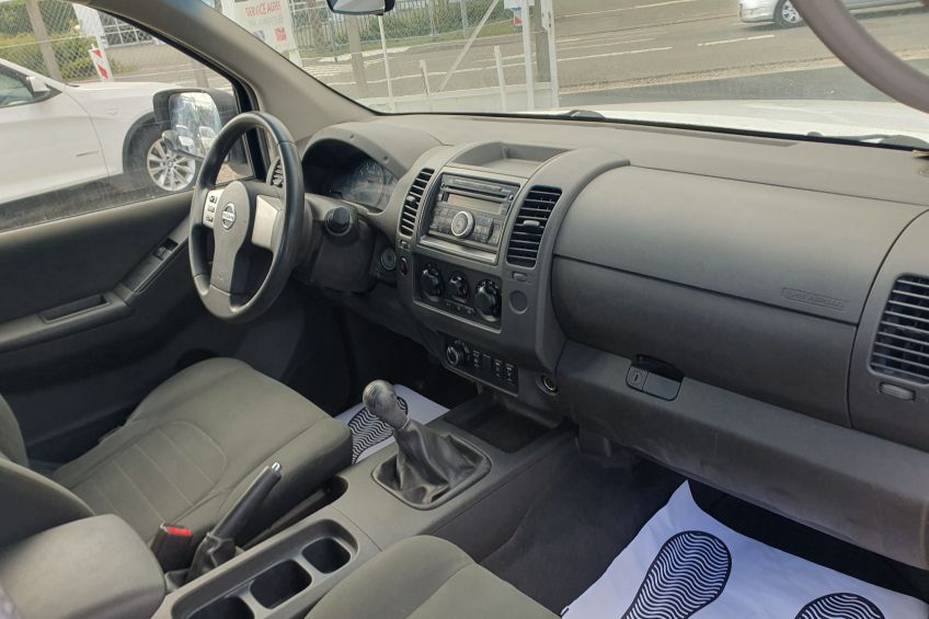 Nissan Navara Nissan Navara 4x4 2,5 DCI/Attelage/Sièges chauffants/Garantie et révisé/Réservation&Livraison Possible