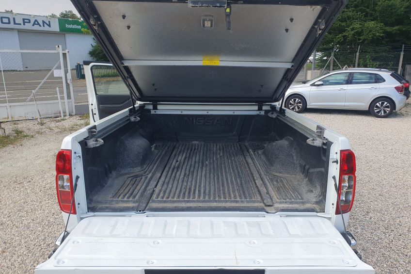 Nissan Navara Nissan Navara 4x4 2,5 DCI/Attelage/Sièges chauffants/Garantie et révisé/Réservation&Livraison Possible