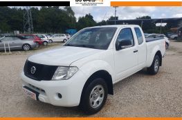 Nissan Navara Nissan Navara 4x4 2,5 DCI/Attelage/Sièges chauffants/Garantie et révisé/Réservation&Livraison Possible
