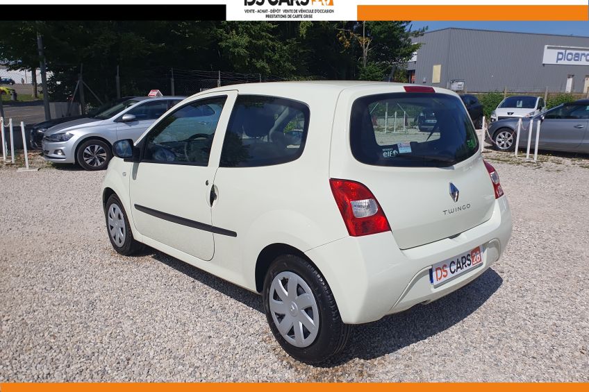 Renault Twingo 2 Renault Twingo 1,2 i/50 818 kms/Distribution neuve/Garantie et révisé/Réservation&Livraison Possible