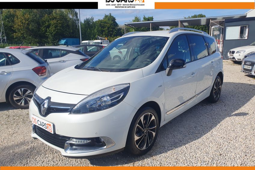 Renault Grand Scenic  3 Renault Scenic 1,6 DCI/7places/Camera/Gps/Attelage/Bose/Garantie et révisé/Réservation&Livraison Possible