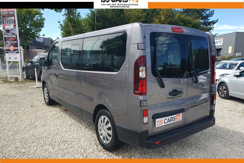 Renault trafic Renault Trafic 1,6 DCI/9places/94000kms/2018/Gps/Bluetooth/Garantie et révisé/Réservation&Livraison Possible
