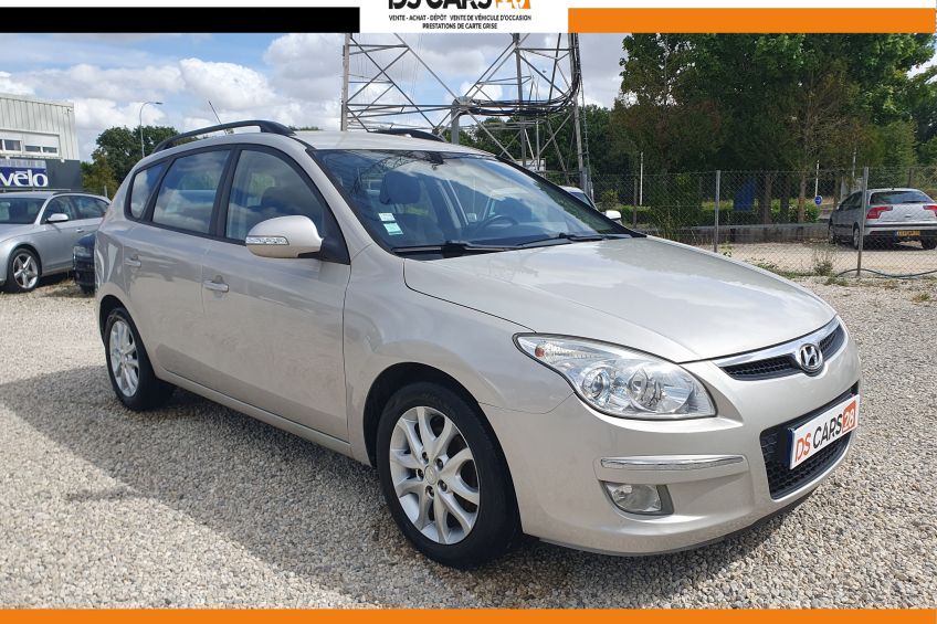 Hyundai i30 Hyundai i30 1,6 CRDI/Break/Radar/Régulateur/Clim auto//Garantie et révisé/Réservation&Livraison Possible