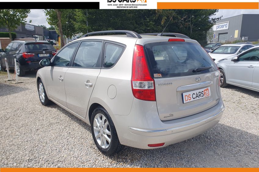 Hyundai i30 Hyundai i30 1,6 CRDI/Break/Radar/Régulateur/Clim auto//Garantie et révisé/Réservation&Livraison Possible
