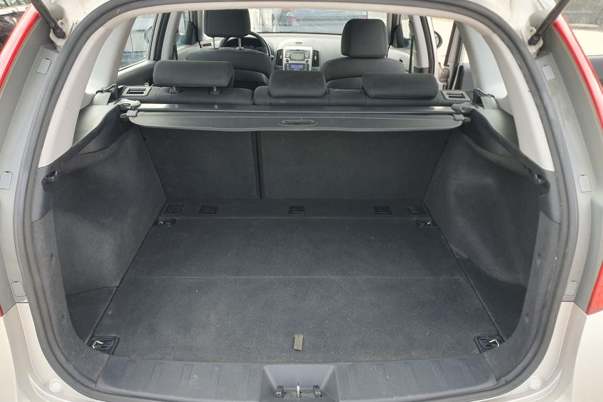 Hyundai i30 Hyundai i30 1,6 CRDI/Break/Radar/Régulateur/Clim auto//Garantie et révisé/Réservation&Livraison Possible