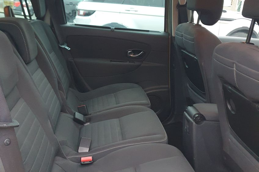 Renault Grand Scenic Renault Scénic 1,5 DCI/7places/Bluetooth/Gps/Distribution neuve/Garantie/Réservation&Livraison Possible