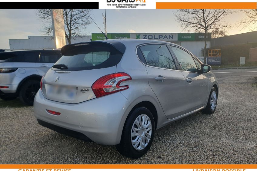 Peugeot 208 Peugeot 208 1,6 HDI/1ère main/Android/Carplay/Distribution neuve/Garantie/Réservation&Livraison Possible