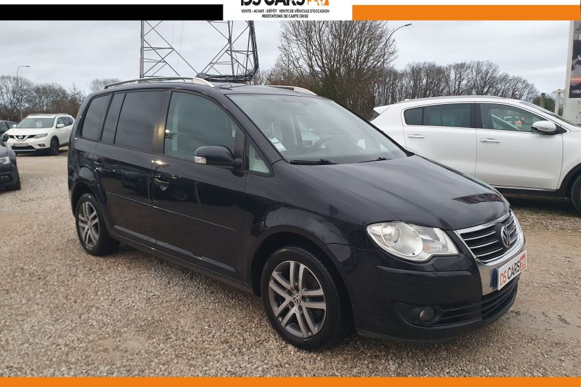 Volkswagen Touran Volkswagen Touran 1,9 TDI/Attelage/Clim/Radars/Distrib neuve/Garantie/Réservation&Livraison Possible