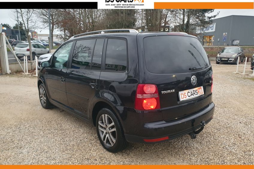 Volkswagen Touran Volkswagen Touran 1,9 TDI/Attelage/Clim/Radars/Distrib neuve/Garantie/Réservation&Livraison Possible