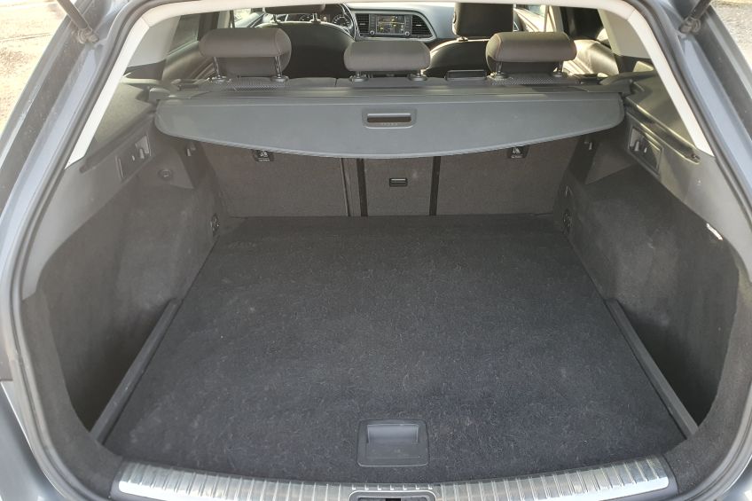 Seat Leon Seat Leon ST FR 2,0 tdi 184chAutomatique/Toit pano/attelage/Garantie/Réservation&Livraison Possible