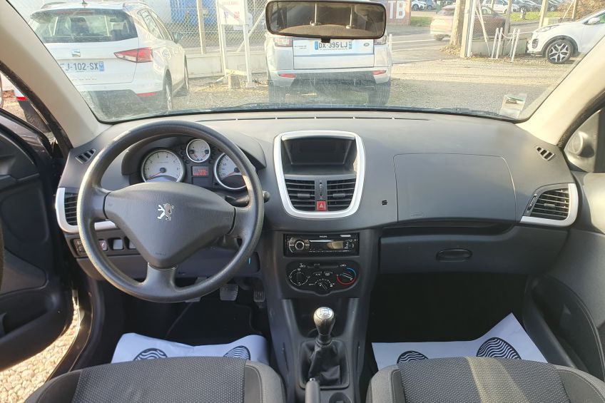 Peugeot 206+ Peugeot 206+ 1,4 i/91000kms/Distribution neuve/Climatisation/Garantie/Réservation&Livraison Possible