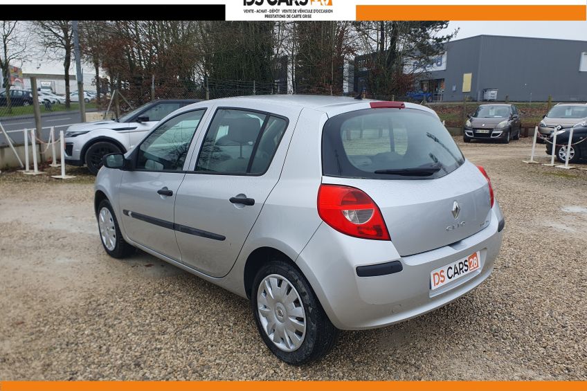 Renault Clio 3 Renault Clio 1,5 dci/Régulateur/Clim/Distribution neuve/garantie et révisé/Réservation&Livraison Possible