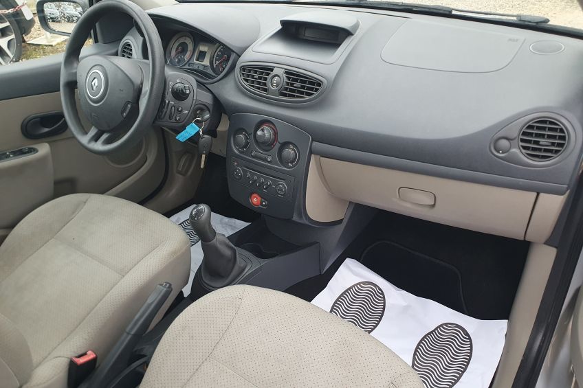 Renault Clio 3 Renault Clio 1,5 dci/Régulateur/Clim/Distribution neuve/garantie et révisé/Réservation&Livraison Possible