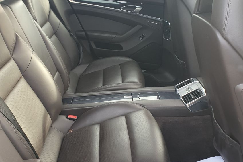 Porsche Panamera Porsche Panamera 3,0 V6 TDI/Platinum Edition/Toutes options/Garantie/Réservation&Livraison Possible