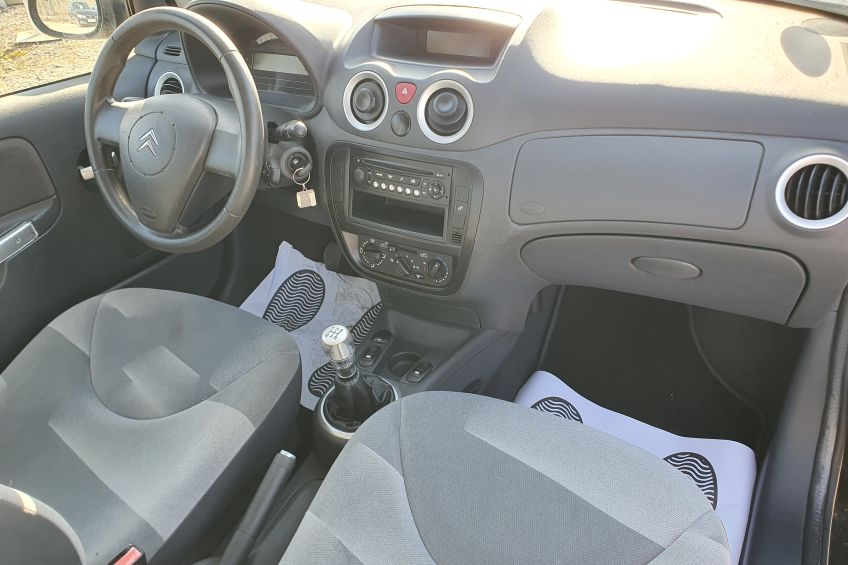 Citroën C2 Citroen C2 1,4 i /Distribution neuve/Bluetooth/USB/révisé et garantie/Réservation&Livraison Possible