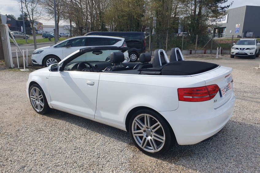 Audi A3 Audi A3 cabriolet 1,6 tdi/S-Line/Cuir alcantara/Gps/Bluetooth/Radars/Garantie/Réservation&Livraison Possible