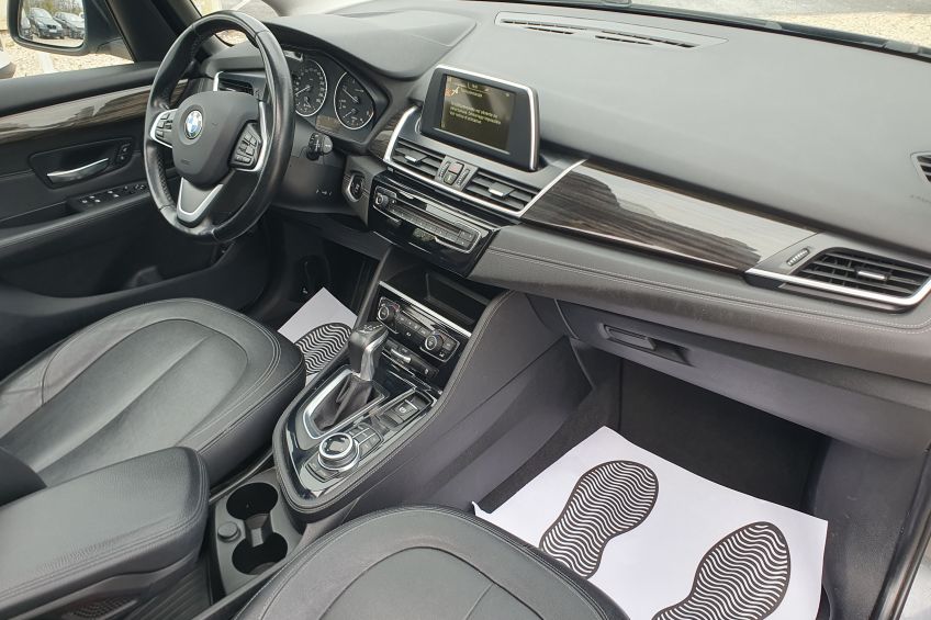 BMW Serie 2 Bmw 218D/7places/automatique/109000kms/Toit pano/Cuir/Garantie et révisé/Réservation&Livraison Possible