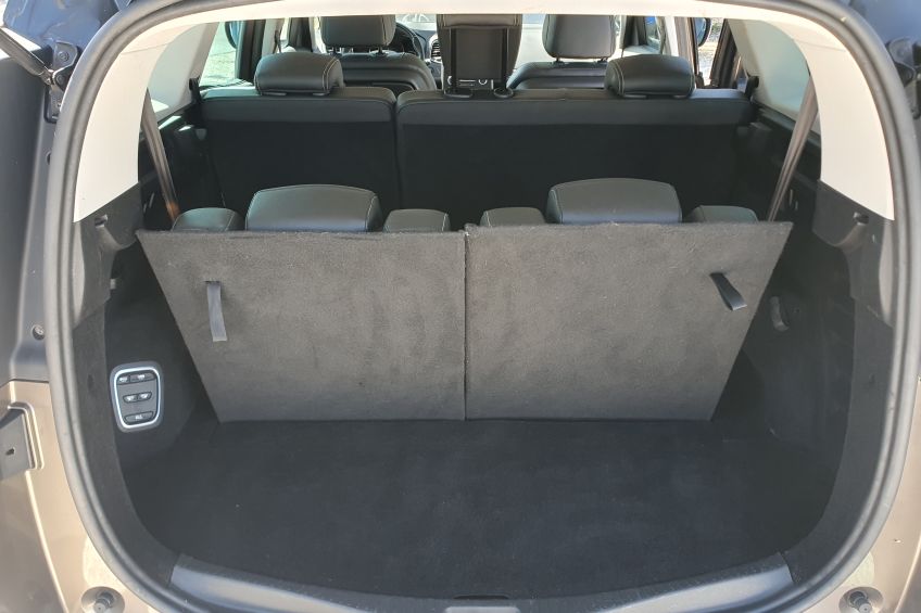 Renault Grand Scenic Renault Scenic 1,6 dci/7places/Caméra/Cuir/Gps/Bluetooth/Garantie/Réservation&Livraison Possible