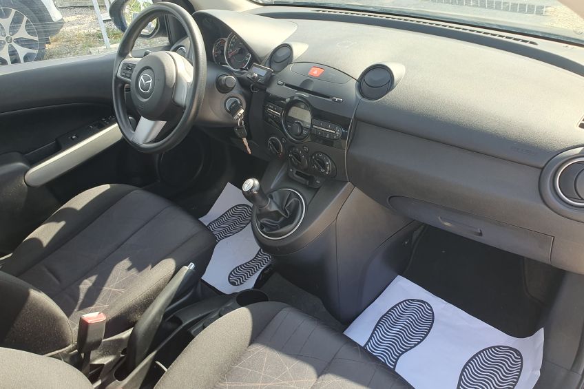 Mazda Mazda 2 Mazda 2 1,6 mz-cd/105000kms/Bluetooth/Clim/Distribution neuve/Garantie/Réservation&Livraison Possible