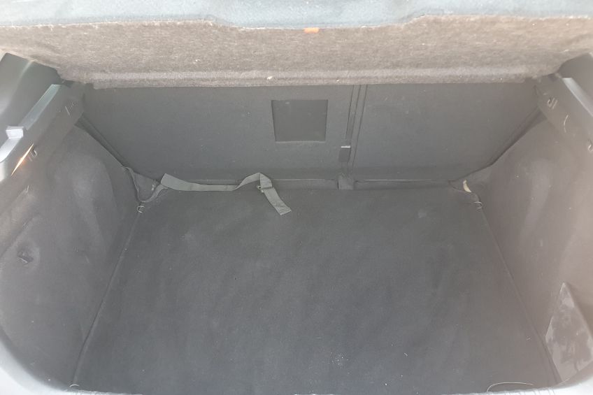 Peugeot 308 Peugeot 308 1,6 hdi/Bluetooth/Radars/Clim/Distrib neuve/Garantie et révisé/Réservation&Livraison Possible