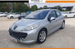 Peugeot 207 Peugeot 207 1,6 hdi/distribution neuve/Radars/Régulateur/Clim/Garantie/Réservation&Livraison Possible