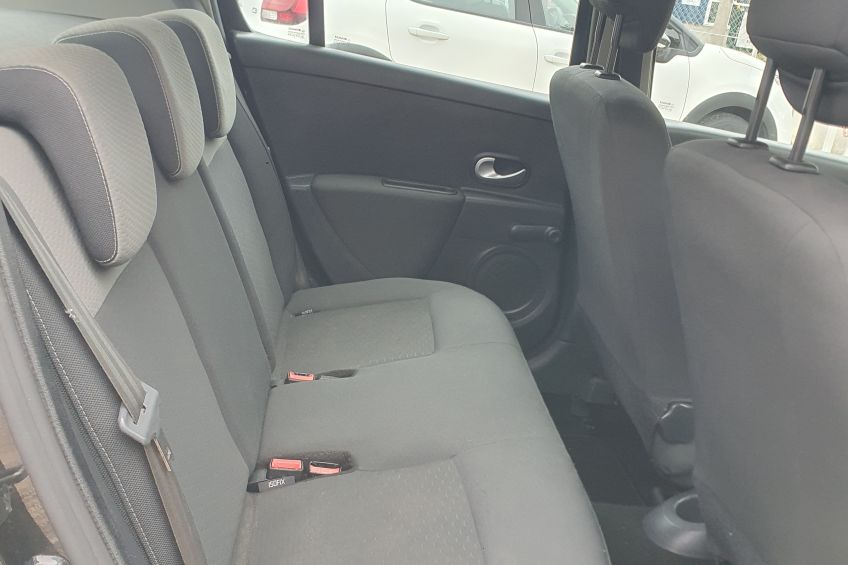 Renault Clio 3 Renault Clio 1,5 dci/Clim/Gps/Distribution neuve/Garantie et révisé/Réservation&livraison possible